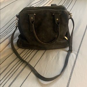 Bucket style Shoulder/Hand Bag.